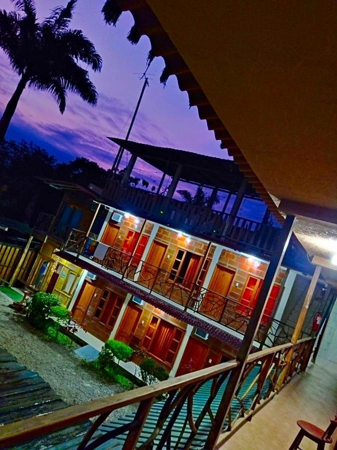 Hostal Tierra Y Mar Монтаньита Экстерьер фото
